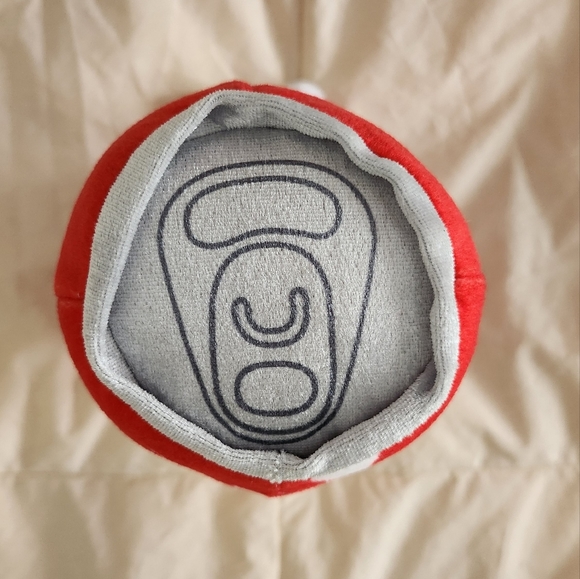 Funko Pop! Coca-Cola Can Plushie - Picture 5 of 5